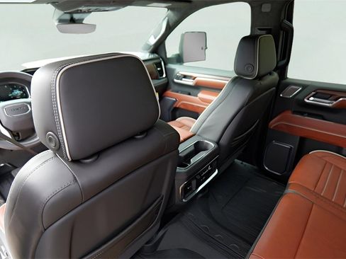 New 2026 GMC Sierra 3500 Denali Ultimate image 22