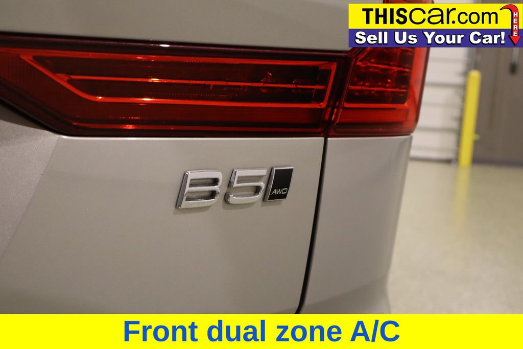 Used 2025 Volvo XC60 B5 Plus AWD/4WD image 14