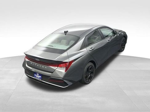 New 2026 Hyundai Elantra Sport image 27