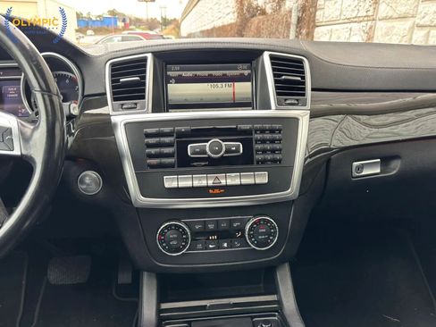 Used 2016 Mercedes-Benz GL 450 4MATIC image 29