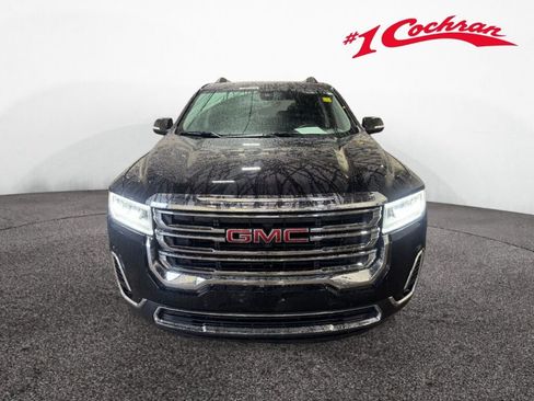 Used 2023 GMC Acadia SLT w/ Preferred Package image 2