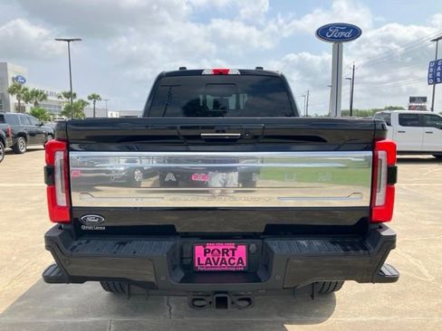 Used 2024 Ford F250 Platinum AWD/4WD image 6