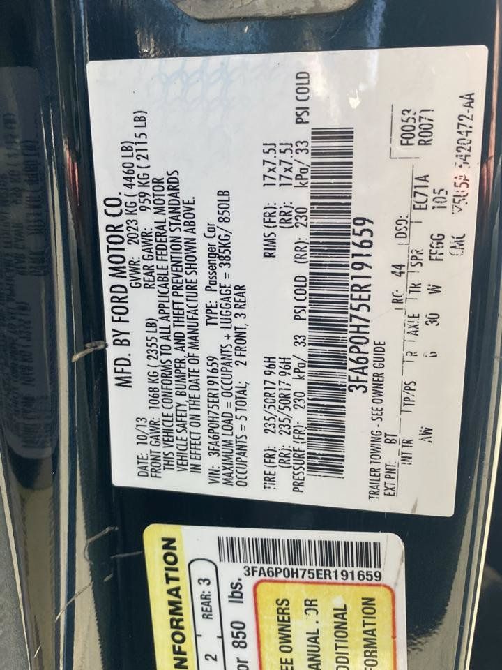 Used 2014 Ford Fusion SE FWD image 16