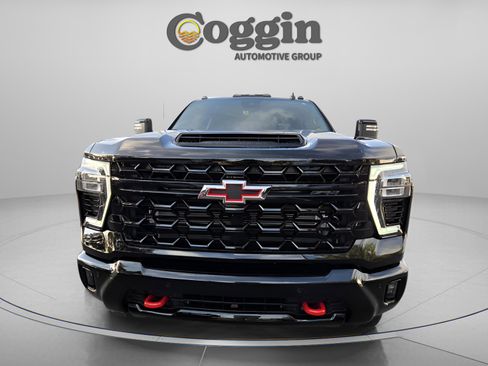 New 2026 Chevrolet Silverado 2500 ZR2 w/ LPO, Dark Essentials Package image 4