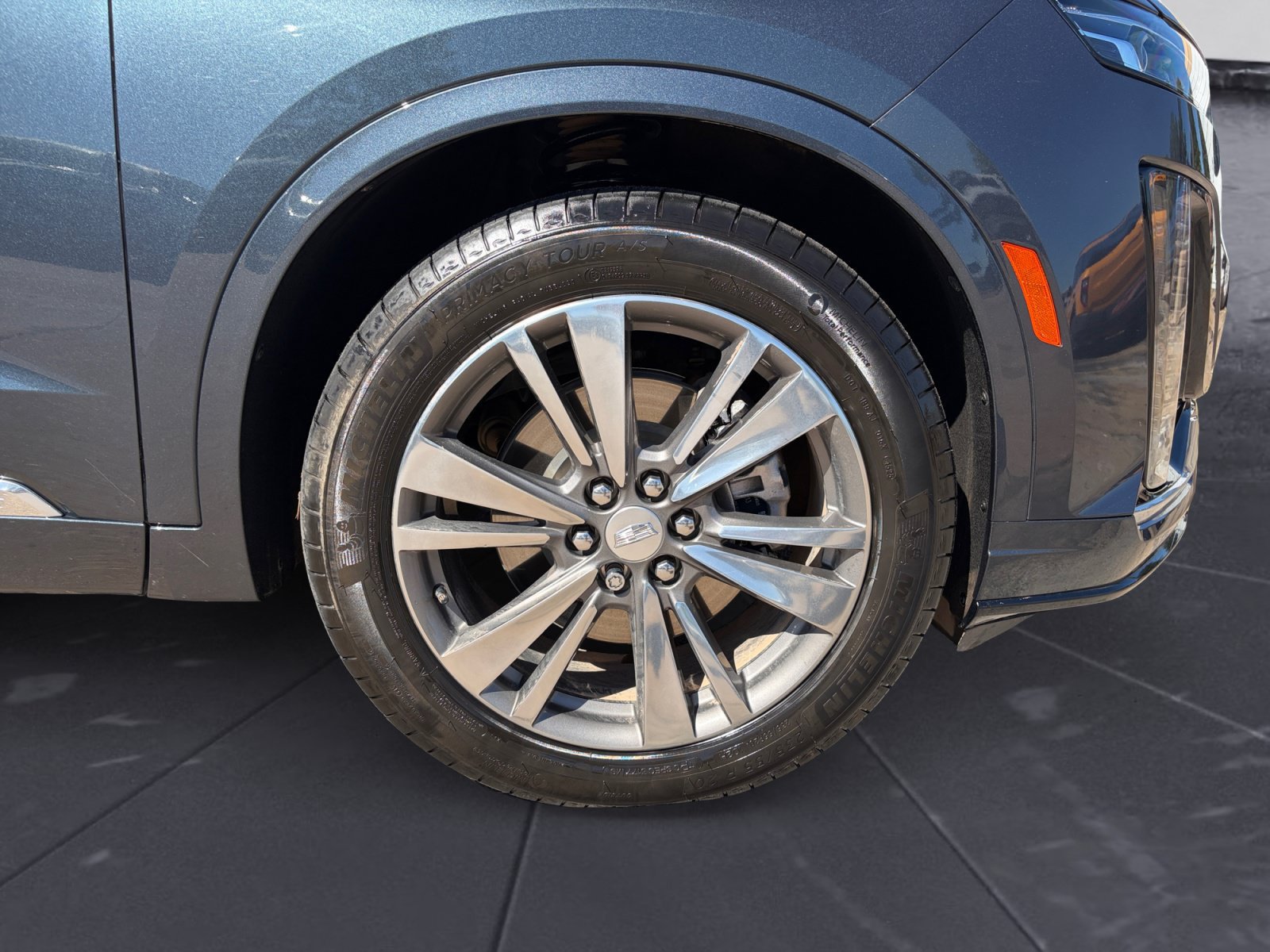 Used 2021 Cadillac XT6 Premium Luxury FWD image 14