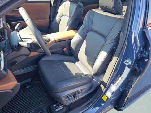 New 2026 Toyota Crown AWD/4WD image 6