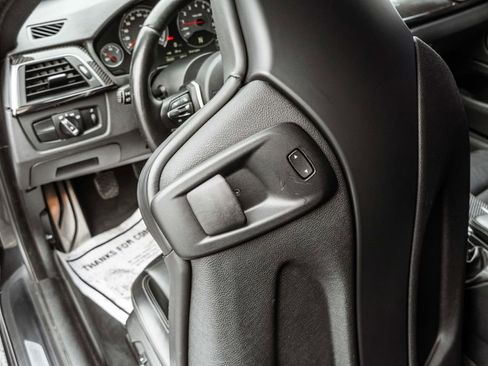 Used 2016 BMW M4 Coupe image 29