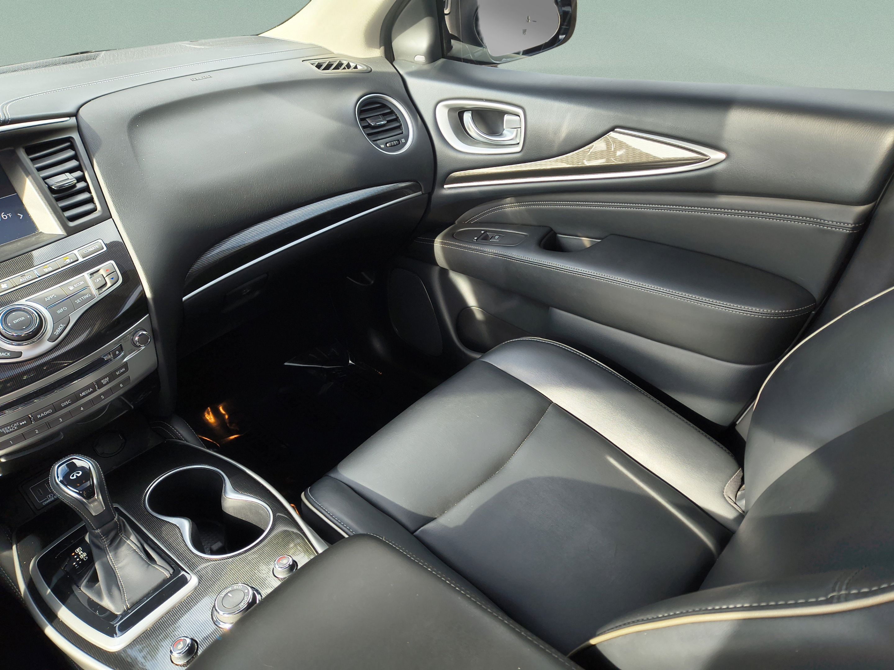 Used 2020 INFINITI QX60 Pure FWD image 18