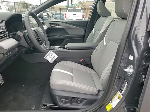 Used 2026 Toyota Camry SE image 10