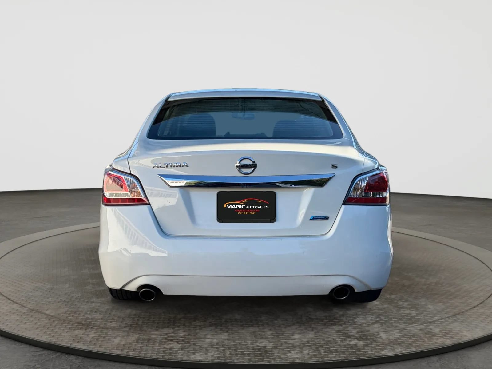 Used 2014 Nissan Altima 2.5 S FWD image 9