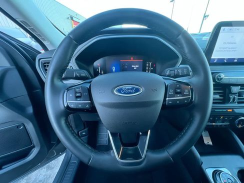 Used 2024 Ford Escape Active image 14