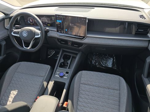 New 2026 Volkswagen Tiguan S AWD/4WD image 16