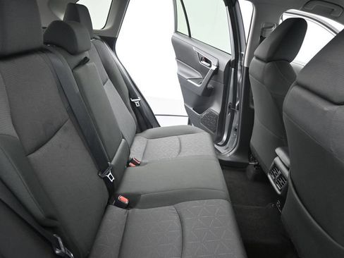 Used 2025 Toyota RAV4 XLE AWD/4WD image 14