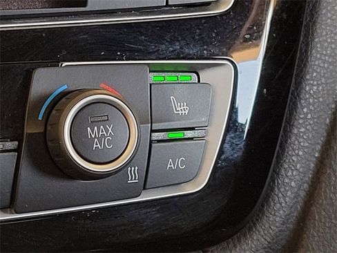 Used 2020 BMW M4 Convertible w/ Competition Package image 25