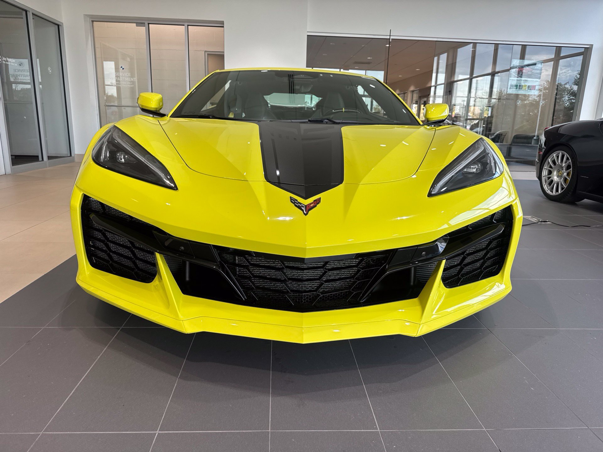 Used 2024 Chevrolet Corvette Z06 RWD image 11
