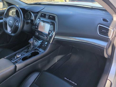 Used 2023 Nissan Maxima SV w/ Floor Mat Group image 29