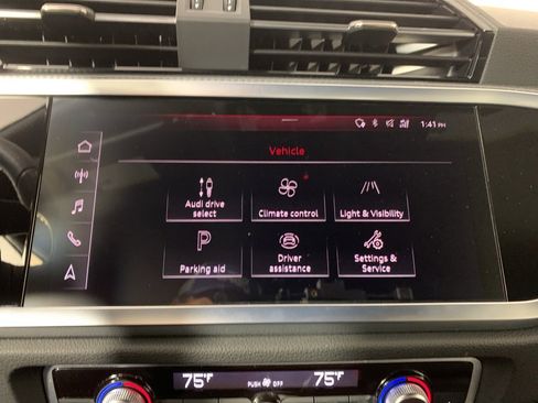 Used 2020 Audi Q3 2.0T Prestige w/ Prestige Package image 10