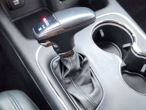 Used 2020 Dodge Durango R/T w/ Blacktop Package image 23