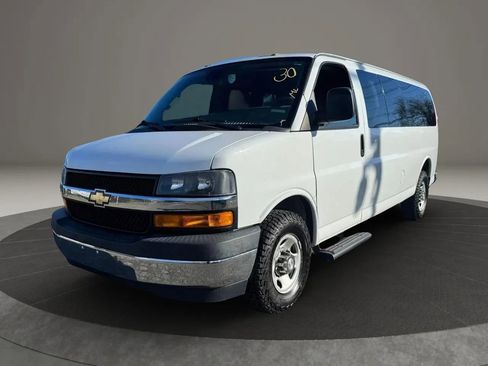 Used 2020 Chevrolet Express 3500 LT w/ LT Preferred Equipment Group image 1