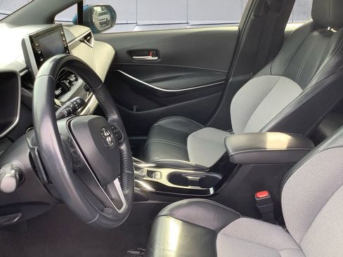 Used 2019 Toyota Corolla XSE image 7