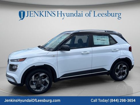 New 2026 Hyundai Venue SEL FWD image 10