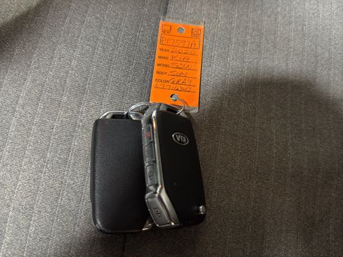 Used 2020 Kia Soul S FWD image 36