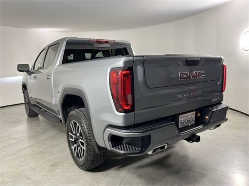 Used 2025 GMC Sierra 1500 AT4 w/ AT4 Premium Package image 33