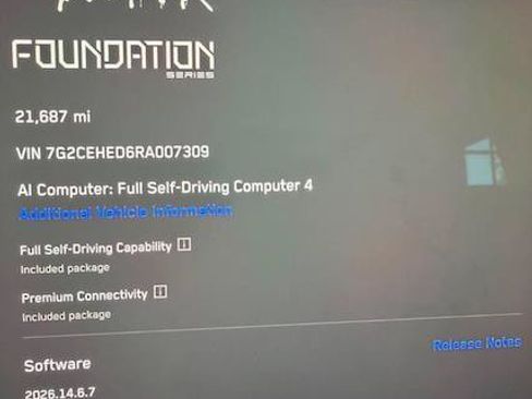 Used 2024 Tesla Cybertruck AWD Crew Cab image 3