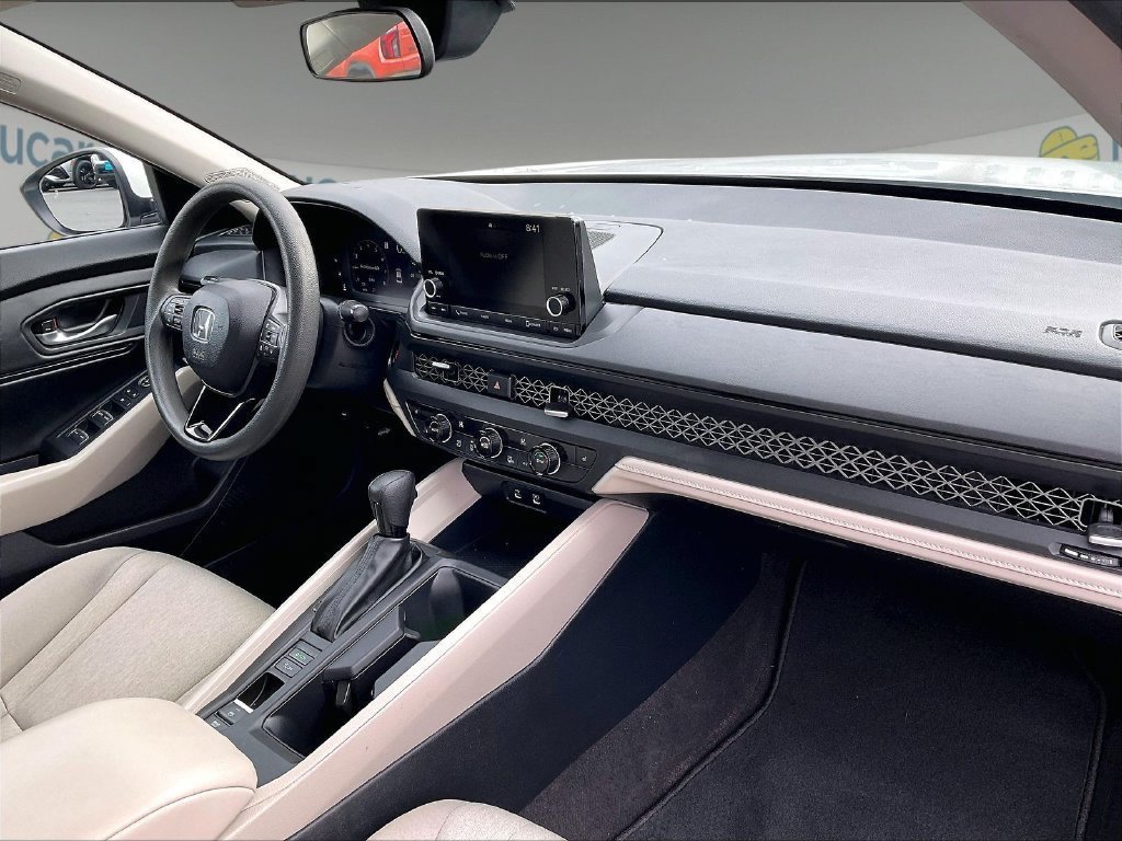 Used 2023 Honda Accord EX image 14