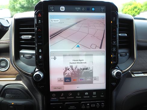 New 2025 RAM 3500 Longhorn image 18