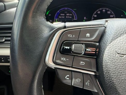 Used 2021 Honda Accord Touring image 28
