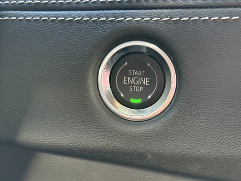 New 2026 Cadillac Escalade Luxury image 32