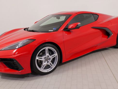 Used 2022 Chevrolet Corvette Stingray Coupe w/ 1LT image 2