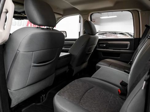 Used 2017 RAM 1500 Big Horn AWD/4WD image 31