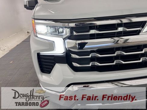 New 2025 Chevrolet Silverado 1500 LTZ w/ LTZ Premium Package image 15