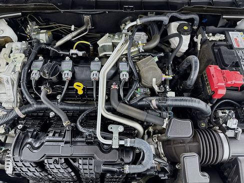 Used 2024 Nissan Altima 2.5 SR w/ SR Premium Package image 40