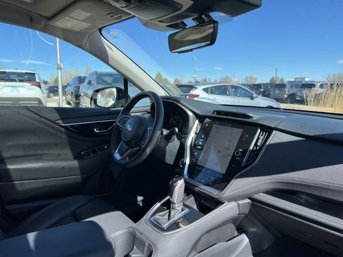 Used 2024 Subaru Outback Limited image 16