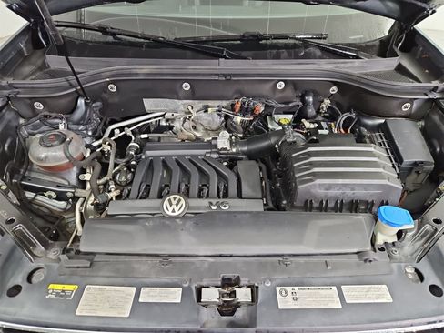 Used 2019 Volkswagen Atlas SEL Premium image 14