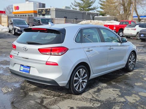 Used 2018 Hyundai Elantra GT w/ Style Package 02 image 5