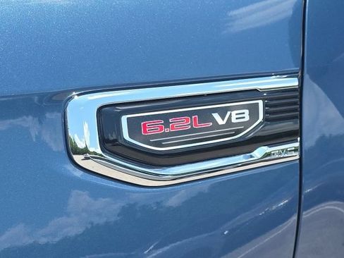 Used 2024 GMC Sierra 1500 Denali w/ Denali Reserve Package AWD/4WD image 11