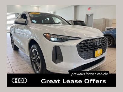 Used 2025 Audi Q5 Premium w/ Convenience Package