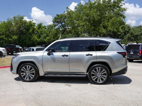 Used 2026 Lexus LX 700h Luxury w/ Appearance Package AWD/4WD image 2