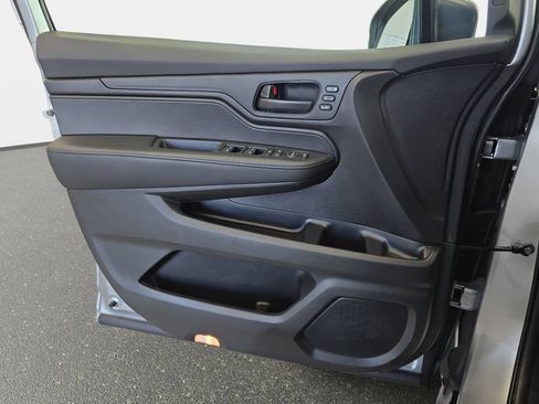 Used 2025 Honda Odyssey EX-L image 25