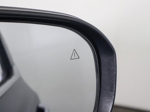 Used 2023 Kia Telluride S image 37