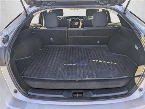 Used 2019 Toyota Prius Prime Plus image 6