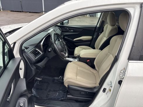 Certified 2023 Subaru Ascent Premium w/ Convenience Package image 9