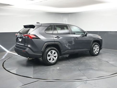 Used 2024 Toyota RAV4 LE image 5