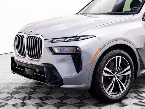 Used 2023 BMW X7 xDrive40i w/ M Sport Package AWD/4WD image 35
