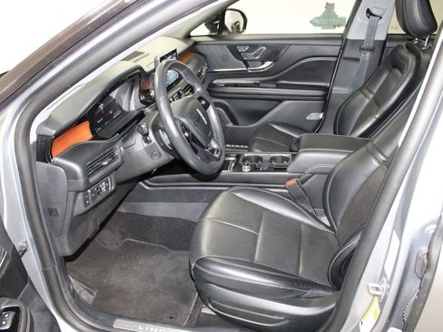 Used 2022 Lincoln Corsair Grand Touring image 22