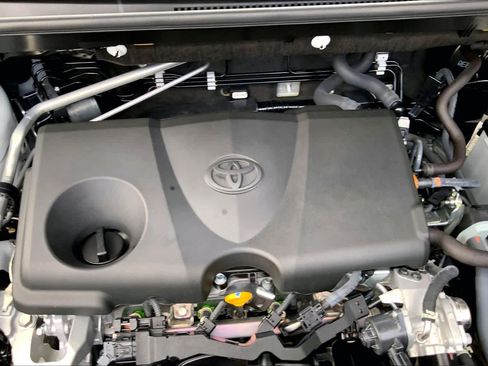 Used 2023 Toyota RAV4 Limited image 31